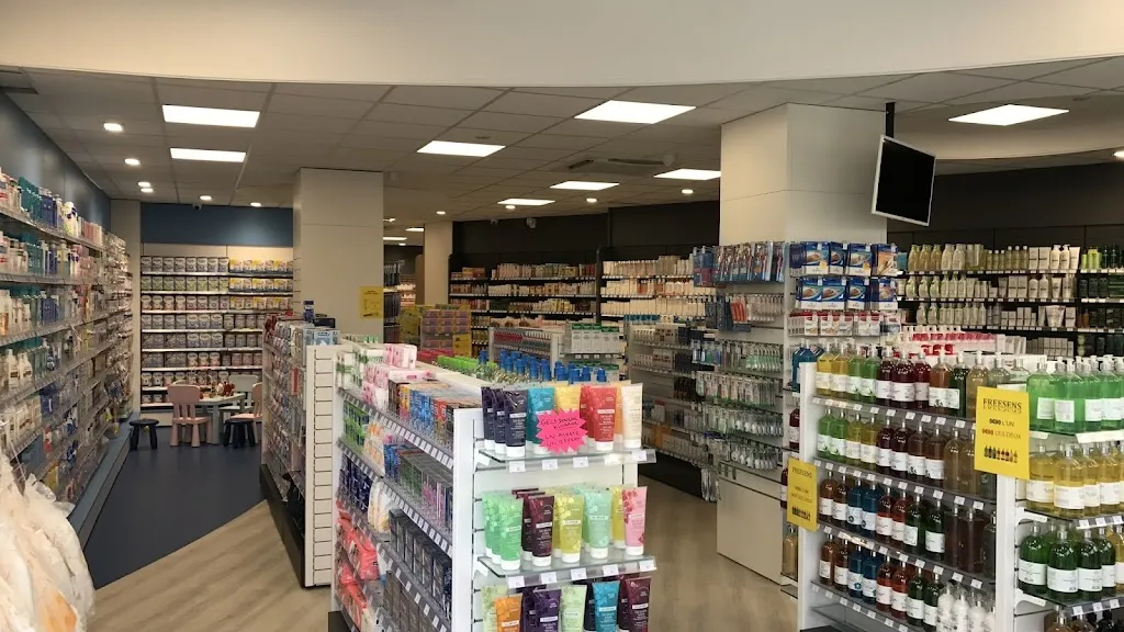 PHARMACIE DE LA GARE DES GRESILLONS I Asnieres 92