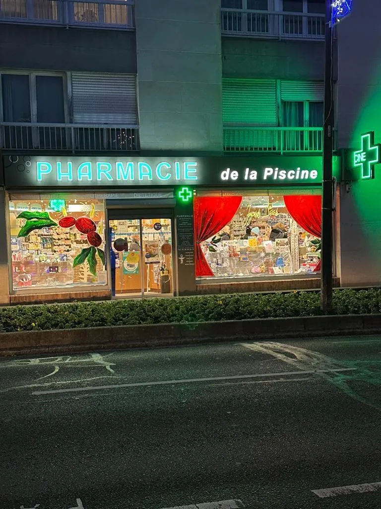 Pharmacie De La Piscine