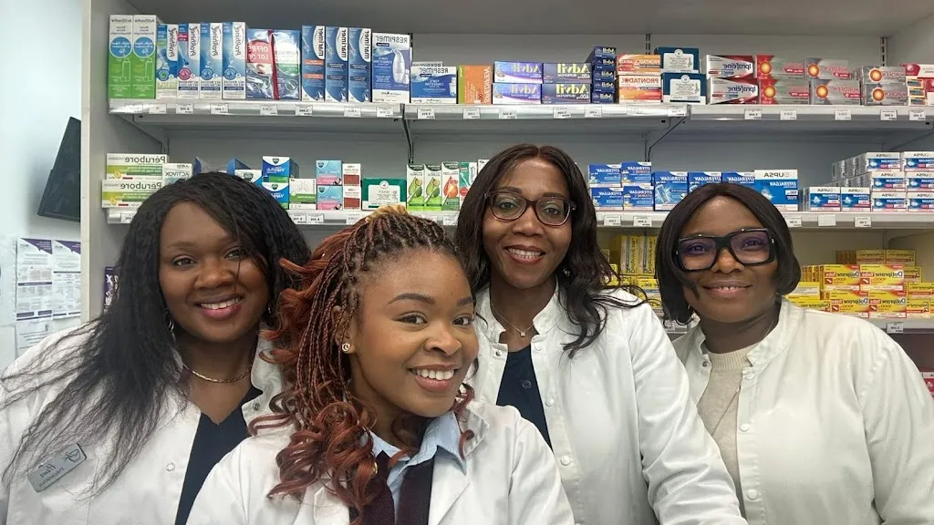 PHARMACIE DJAMBISSIE