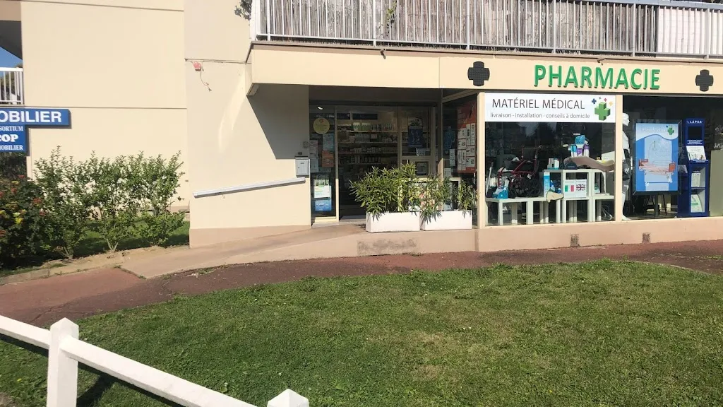 PHARMACIE MOXOURIS